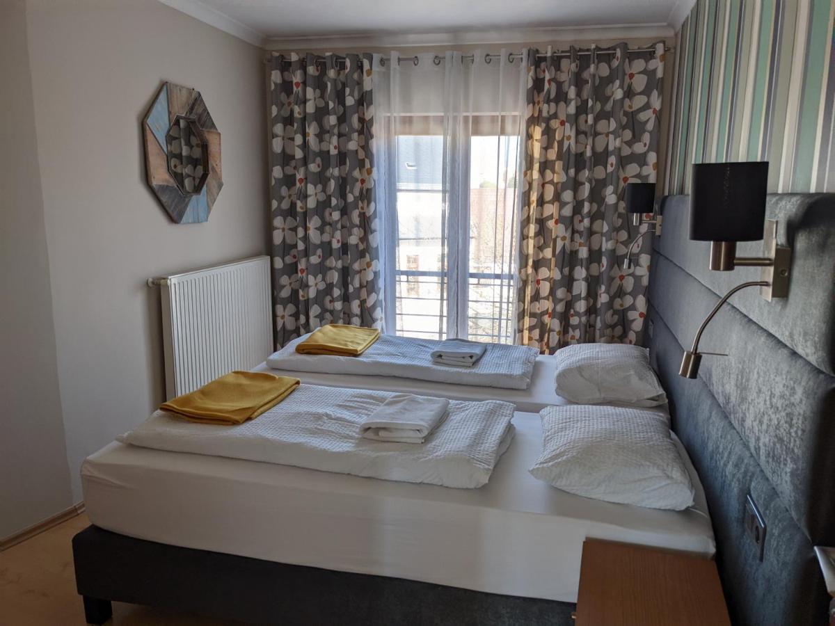 Minaret Apartman Eger Buitenkant foto