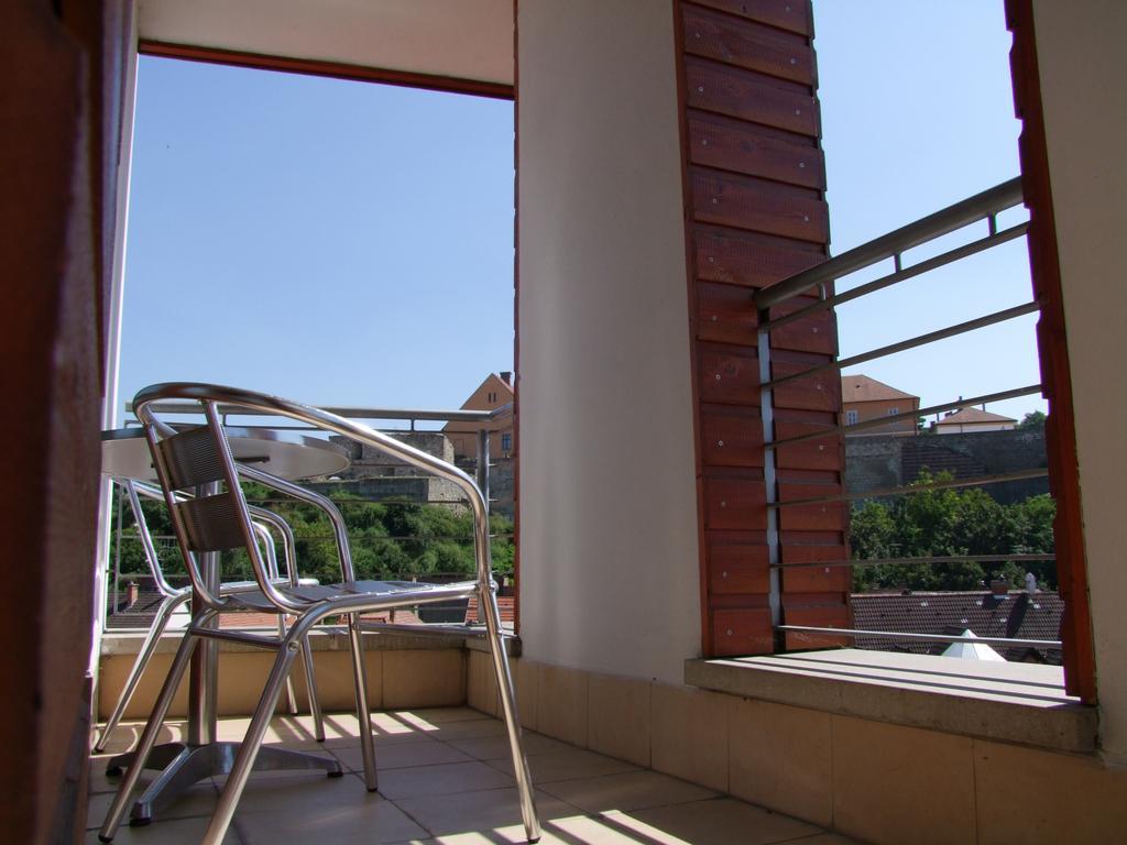 Minaret Apartman Eger Kamer foto